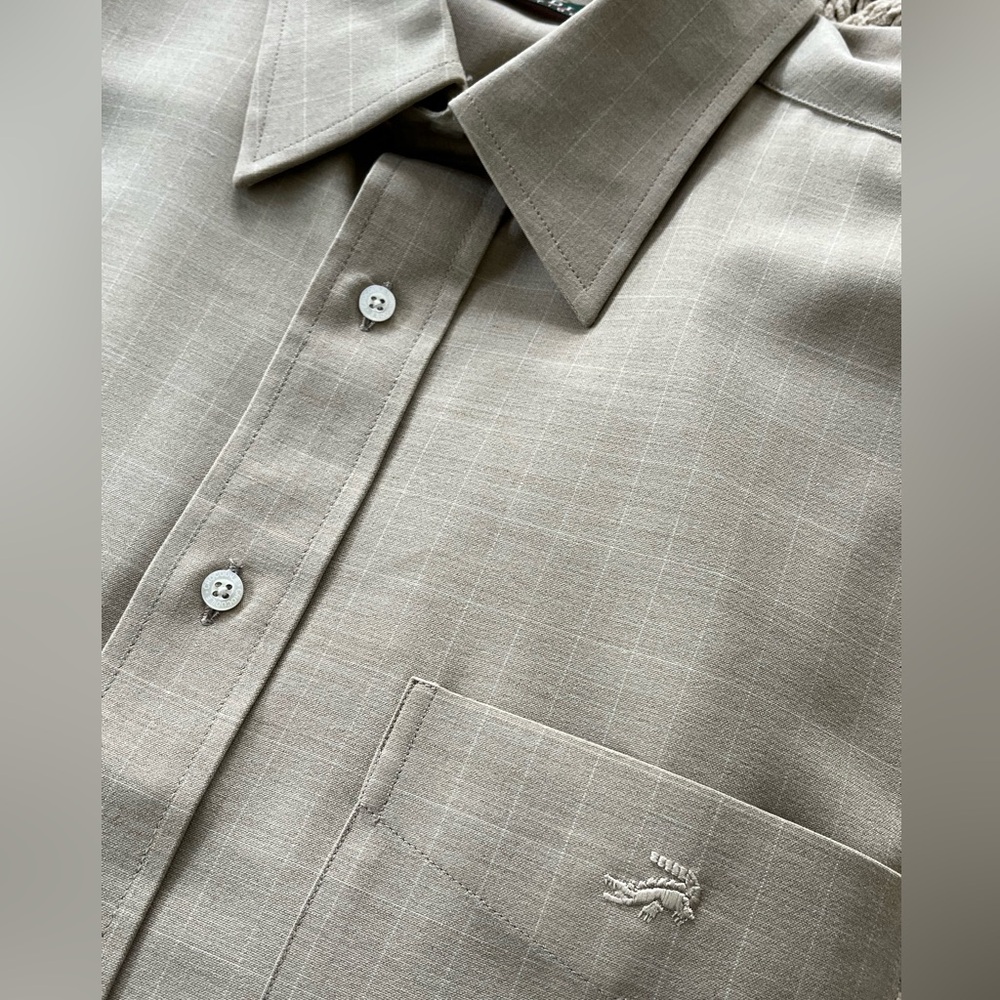 Crocodile International Men’s Oxford Button down size 42 size XL